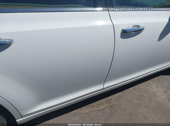 2C3CCAEG0HH570589 2017 CHRYSLER 300 Белый 