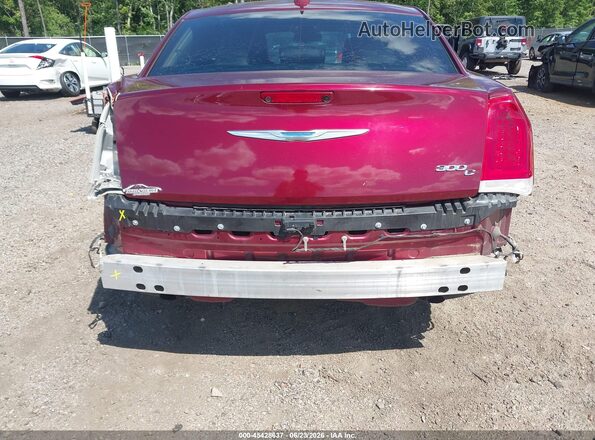 2C3CCAEG0HH582368 2017 CHRYSLER 300 Красный Вид спереди