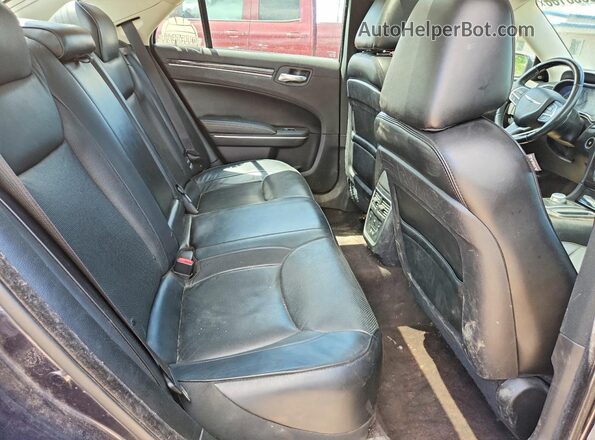 2C3CCAEG0HH596576 2017 CHRYSLER 300 Black Vista de los asientos traseros