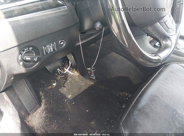2C3CCAEG1KH634193 2019 CHRYSLER 300 Белый Вид панели приборов