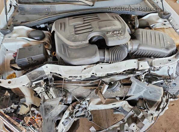 2C3CCAEG4KH609594 2019 CHRYSLER 300 Белый Вид задней части салона