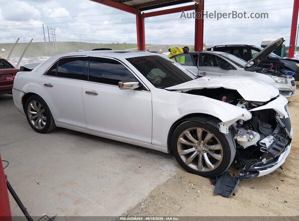 2C3CCAEG4LH127922 2020 CHRYSLER 300 White 360 interior view