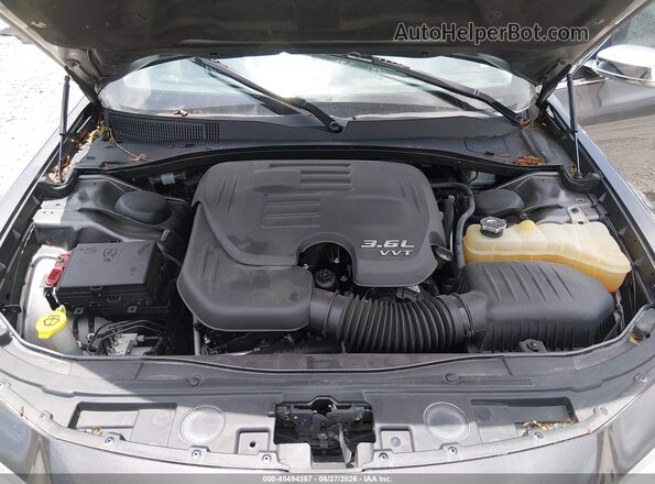 2C3CCAEG5HH540231 2017 CHRYSLER 300 Gray უკანა ხედი