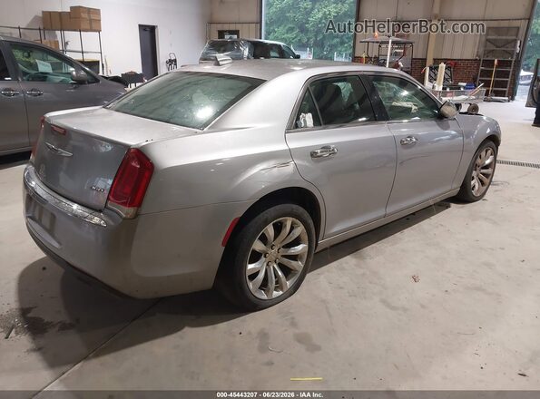 2C3CCAEG5JH159534 2018 CHRYSLER 300 Серебряный Задняя правая четверть