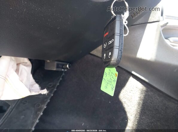 2C3CCAEG5JH243398 2018 CHRYSLER 300 Blue Vista del salpicadero