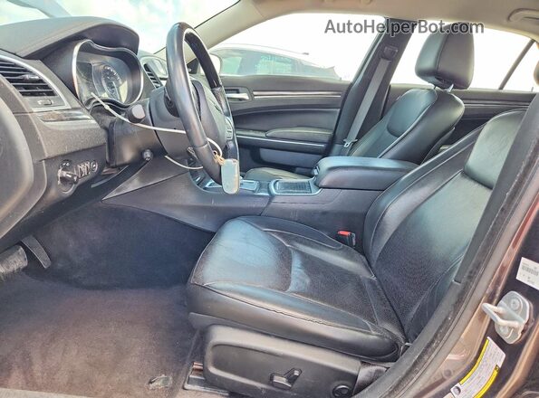 2C3CCAEG6JH170316 2018 CHRYSLER 300 Black Widok wnętrza z przodu
