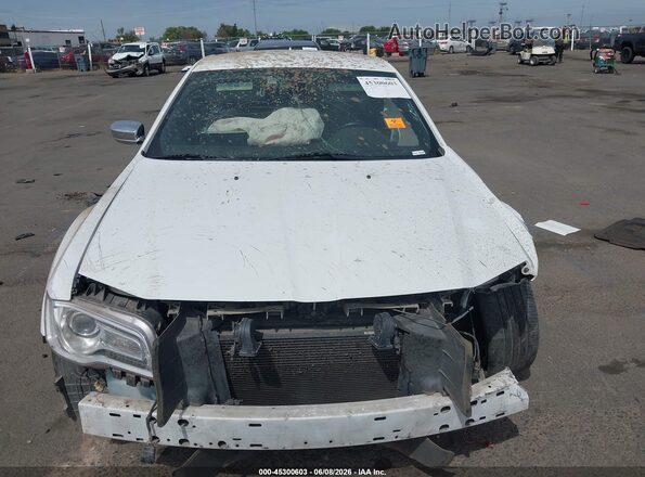 2C3CCAEG7KH527956 2019 CHRYSLER 300 White Вид щитка приладів