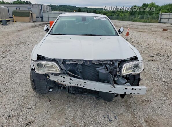 2C3CCAEG7KH573366 2019 CHRYSLER 300 White Widok z przodu