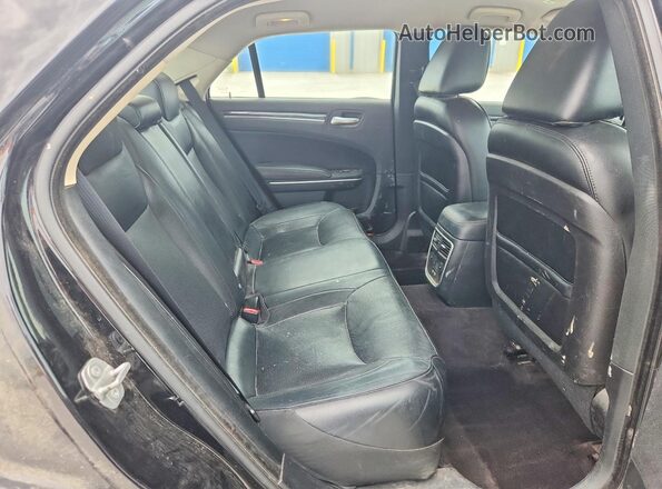 2C3CCAEG8KH536391 2019 CHRYSLER 300 Black Rear seats view