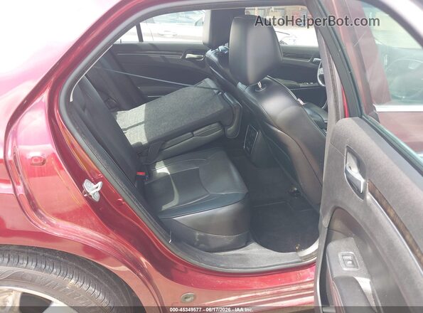 2C3CCAEG9GH135715 2016 CHRYSLER 300 Red Widok naklejki z numerem VIN