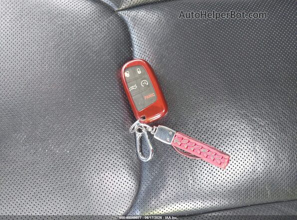 2C3CCAEG9GH135715 2016 CHRYSLER 300 Red Widok deski rozdzielczej