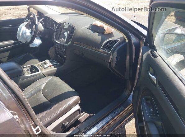 2C3CCAEG9JH193735 2018 CHRYSLER 300 Gray Vista interior delantera