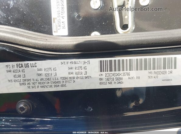2C3CCAEGXGH135786 2016 CHRYSLER 300 Black ძრავის განყოფილების ხედი