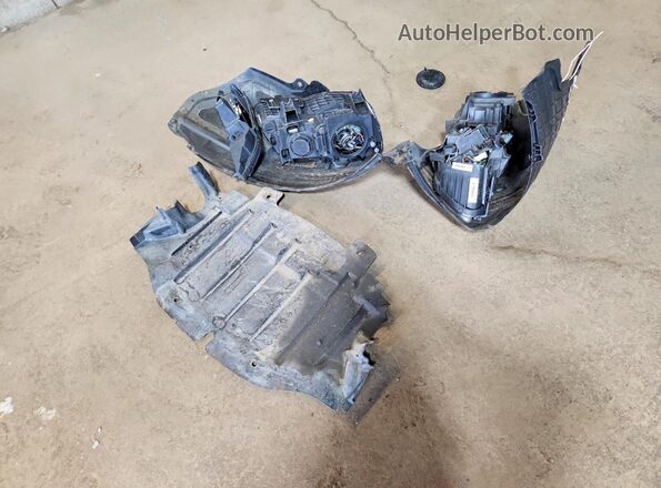 2C3CCAEGXHH567859 2017 CHRYSLER 300 Burgundy Շարժիչի բաժամունքի տեսք