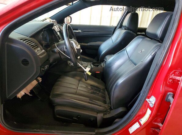 2C3CCAGG0GH152447 2016 CHRYSLER 300 Red Вид салону спереду