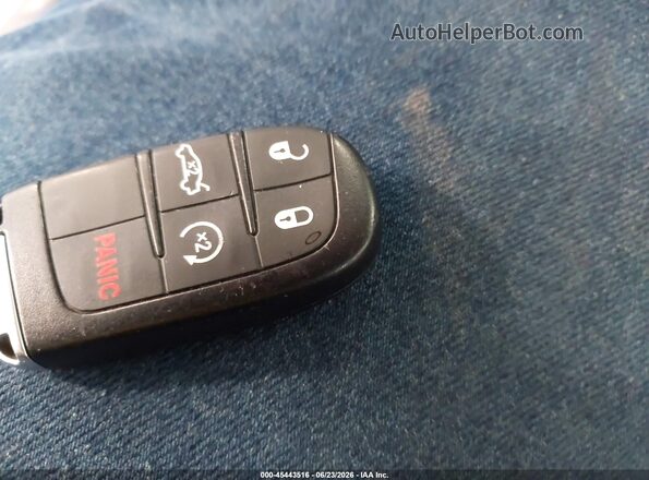2C3CCAGG0GH183035 2016 CHRYSLER 300 Black წინა პანელის ხედი