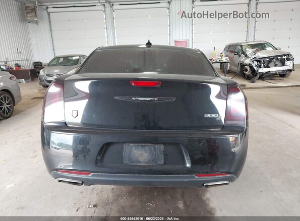 2C3CCAGG0GH183035 2016 CHRYSLER 300 Black 