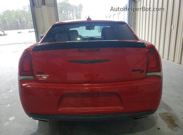 2C3CCAGG1HH597359 2017 CHRYSLER 300 Red Rear view