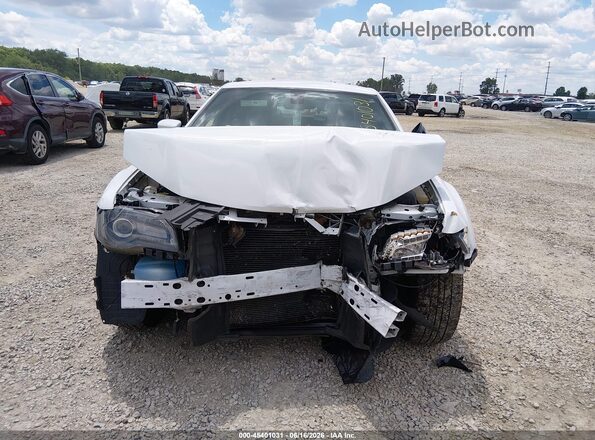 2C3CCAGG2GH253229 2016 CHRYSLER 300 White Instrument cluster view