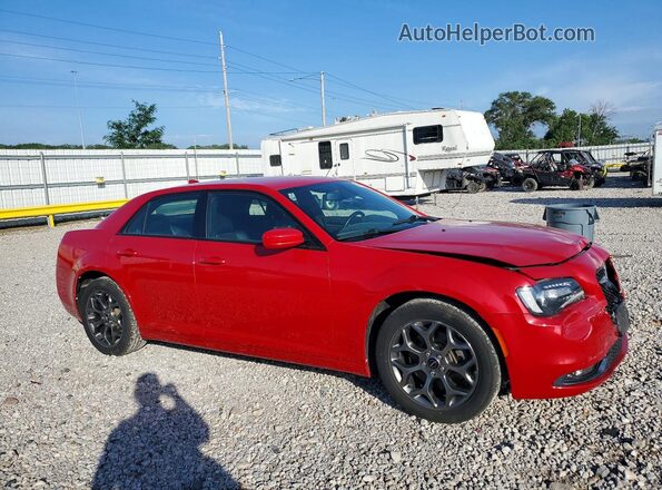 2C3CCAGG4HH506861 2017 CHRYSLER 300 Red Przód prawy