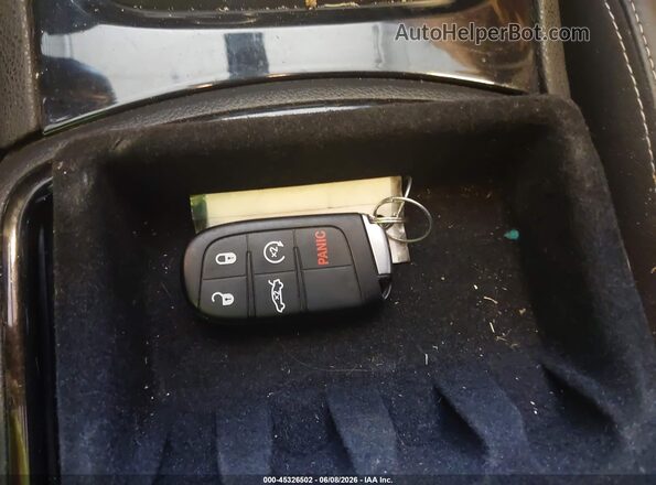 2C3CCAGG4JH202015 2018 CHRYSLER 300 Gray Առջևի վահանակի տեսք