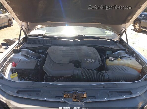 2C3CCAGG4JH269259 2018 CHRYSLER 300 Silver Հետևի տեսք