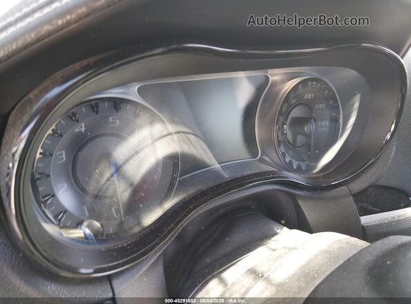 2C3CCAGG6KH610792 2019 CHRYSLER 300 Burgundy Vista de los asientos traseros