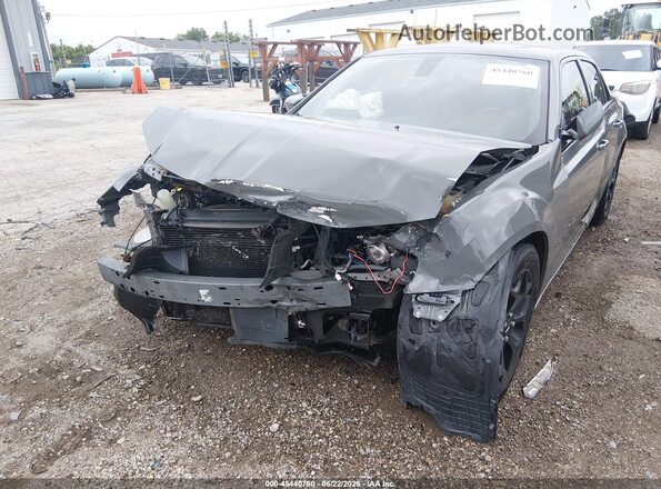 2C3CCAGG8HH612956 2017 CHRYSLER 300 Серый Вид спереди