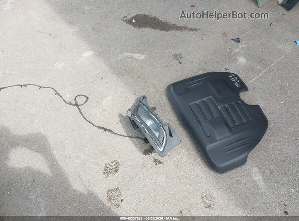 2C3CCAGG8KH610681 2019 CHRYSLER 300 Белый Вид щитка приборов