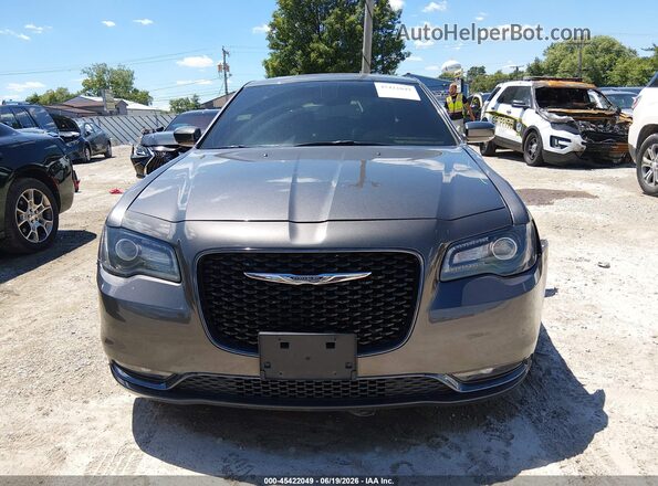 2C3CCAGG9JH165429 2018 CHRYSLER 300 Gray Widok zestawu wskaźników