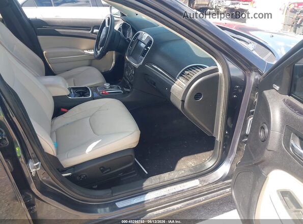 2C3CCAKG1GH296631 2016 CHRYSLER 300 Black წინა სალონის ხედი