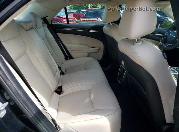 2C3CCAKG2GH305238 2016 CHRYSLER 300 Black Rear seats view
