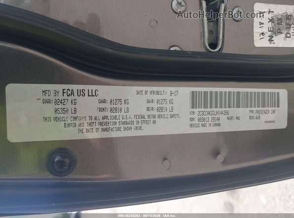 2C3CCAKG3JH144356 2018 CHRYSLER 300 Gray Widok komory silnika