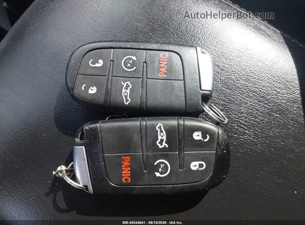 2C3CCAKG9KH569887 2019 CHRYSLER 300 Gray Vista del salpicadero