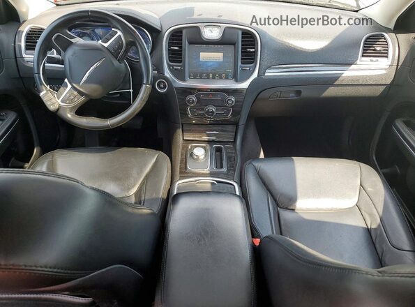 2C3CCARG2GH305262 2016 CHRYSLER 300 Gray Dashboard view