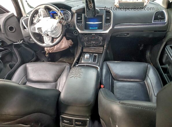 2C3CCARG6KH690060 2019 CHRYSLER 300 Black Vista del salpicadero