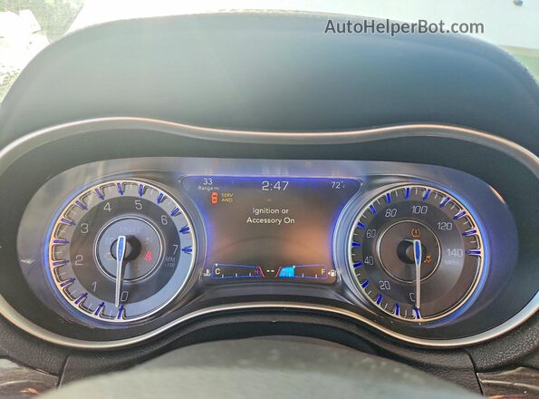 2C3CCARG7GH262098 2016 CHRYSLER 300 White Սարքավորումների վահանակի տեսք