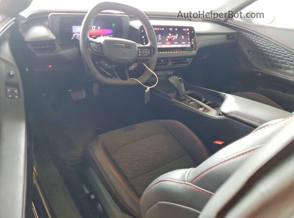 2C3CDBCK5SR543514 2025 DODGE CHARGER Черный Вид панели приборов