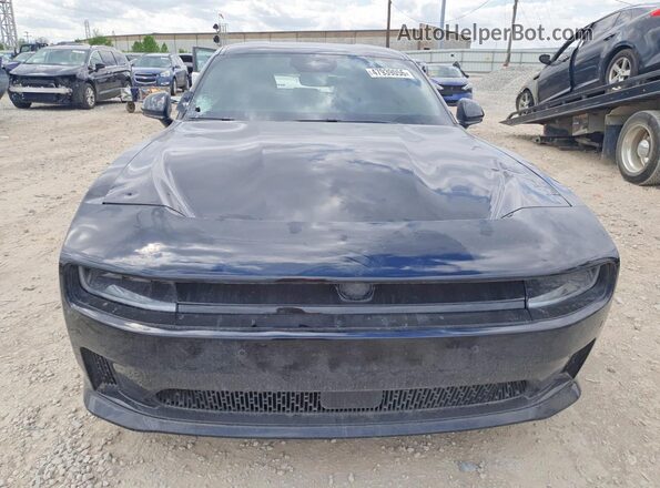2C3CDBCK6SR543294 2025 DODGE CHARGER Черный Вид спереди