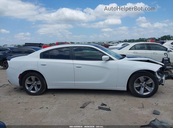 2C3CDXAG7LH111395 2020 DODGE CHARGER White Вид задньої частини салону