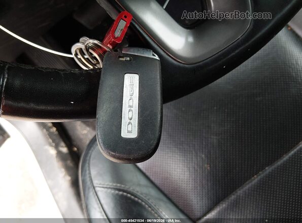 2C3CDXBG0NH109814 2022 DODGE CHARGER Silver Առջևի վահանակի տեսք