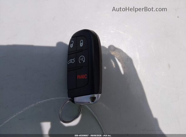 2C3CDXBG1KH604695 2019 DODGE CHARGER Silver Вид панелі приладів