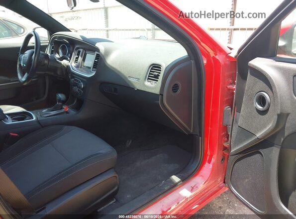 2C3CDXBG2NH250528 2022 DODGE CHARGER Red Widok wnętrza z przodu