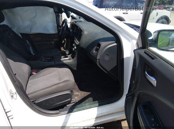 2C3CDXBG3JH135592 2018 DODGE CHARGER White Widok wnętrza z przodu