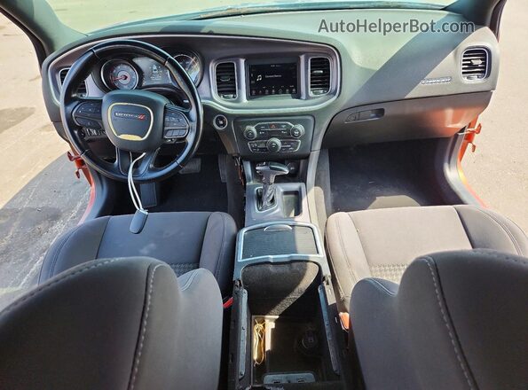 2C3CDXBG3LH232648 2020 DODGE CHARGER Orange Вид панелі приладів