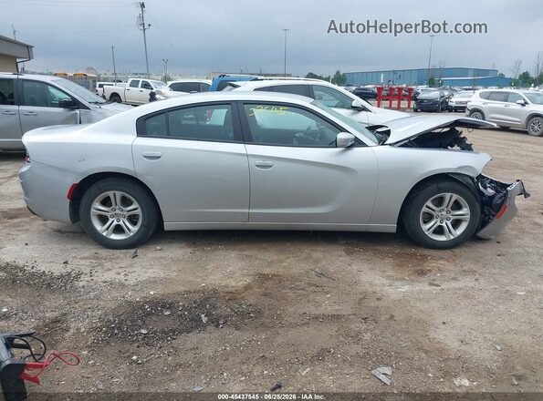 2C3CDXBG3NH207784 2022 DODGE CHARGER Silver Սալոնի հետևի տեսք