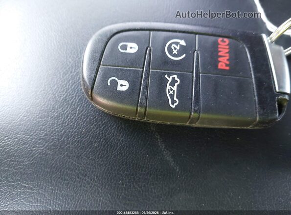 2C3CDXBG4NH203257 2022 DODGE CHARGER Gray Widok deski rozdzielczej