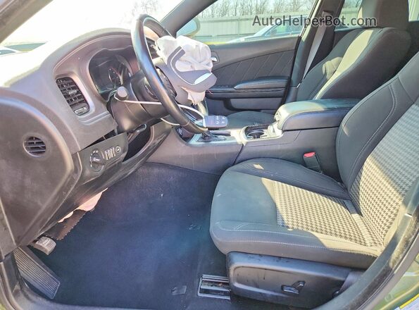 2C3CDXBG4PH523780 2023 DODGE CHARGER Green Front interior view