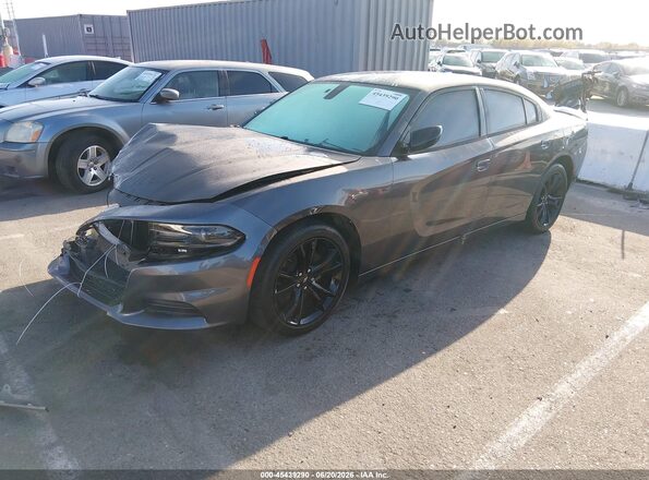 2C3CDXBG5JH197012 2018 DODGE CHARGER Gray Przód lewy