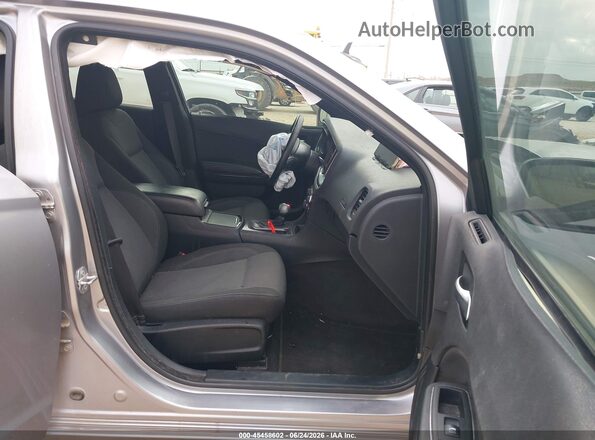 2C3CDXBG7JH151049 2018 DODGE CHARGER Silver Front interior view